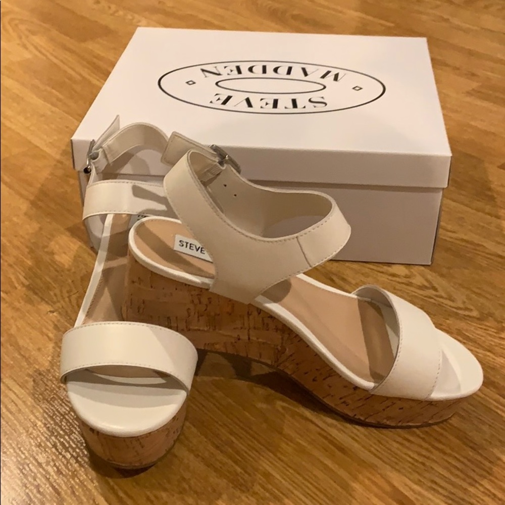 Steve Madden wedged sandals